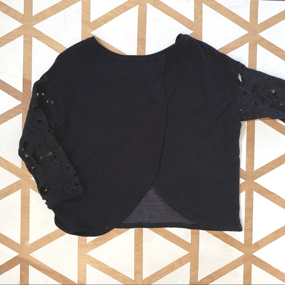 American Eagle Tulip Hem Back Sweatshirt - M - Picture 2 of 4